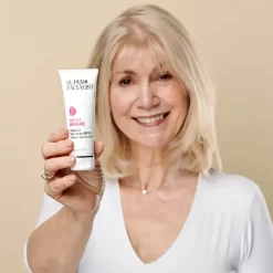Super Facialist Rose Hydrate Radiance Day Cream SPF15 - 75ml -More Than Just a Hair care products shop. 13209613 9014944606962109