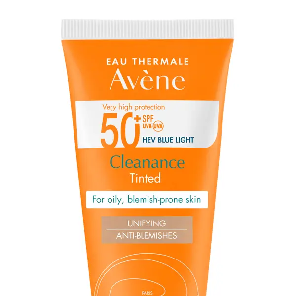 Avène Very High Protection Cleanance Tinted SPF50+ Sun Cream For Blemish-Prone Skin 50ml 5 Avène Very High Protection Cleanance Tinted SPF50+ Sun Cream For Blemish-Prone Skin 50ml - Image 3